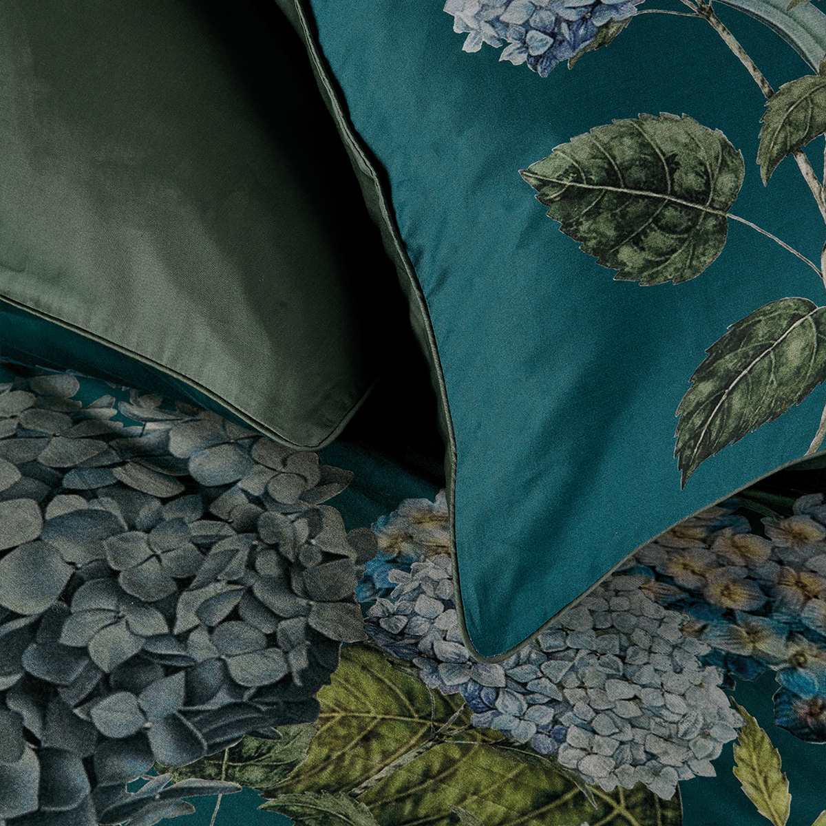 TAIE-D-OREILLER_MAELYS-SATIN_CANARD_PH6